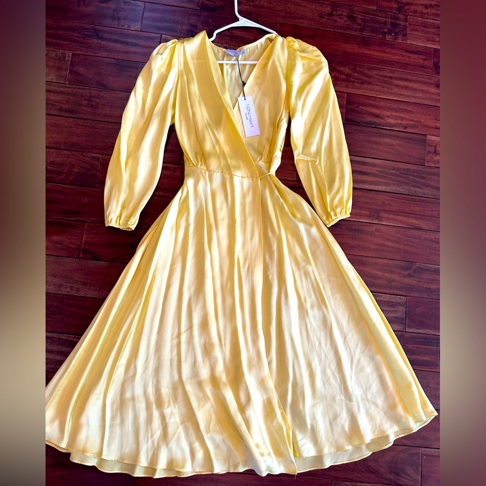 NWT Nonchalant The Label 100% Silk Yellow Wrap Midi Dress XS - Picture 3 of 7